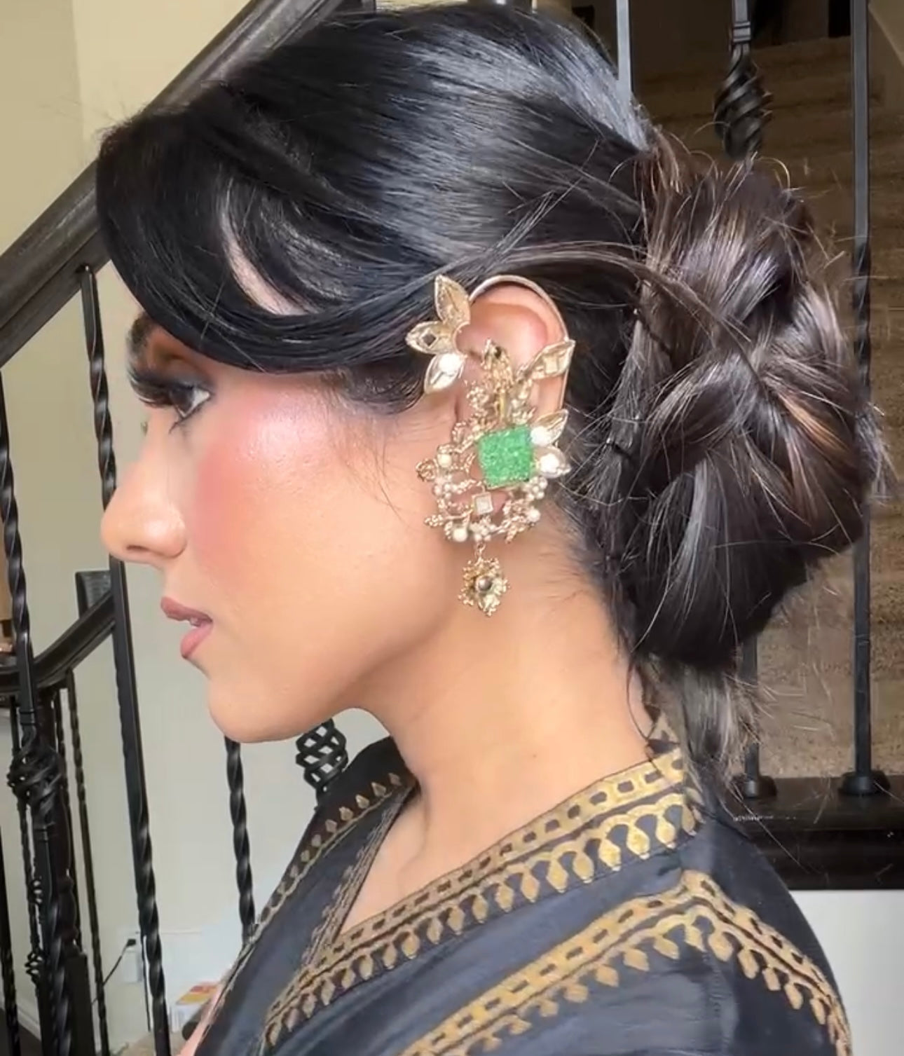 Hira Crush Cuff Earrings (Mint/Gray Crush Stone)