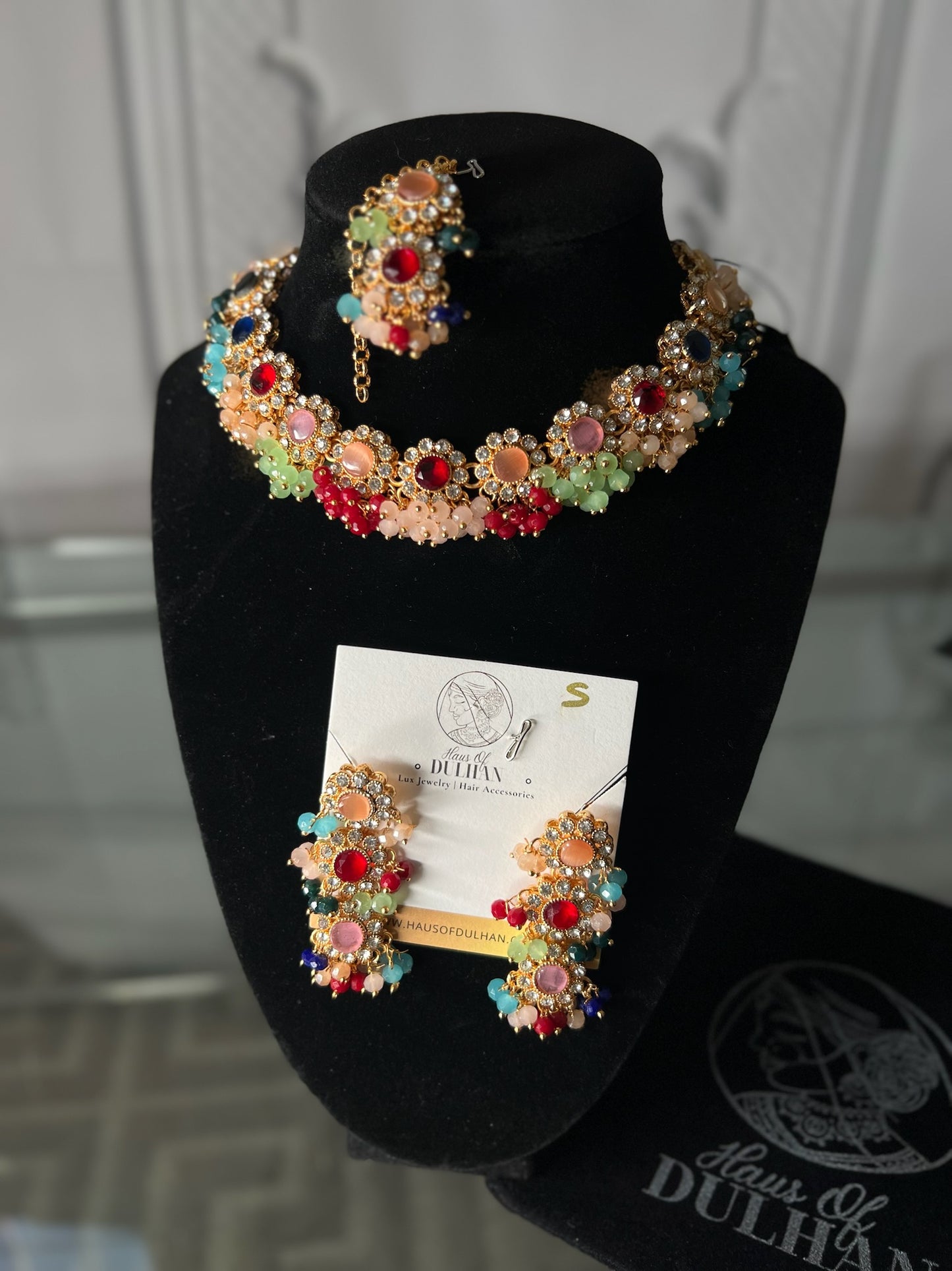 Arisha Set with Teeka