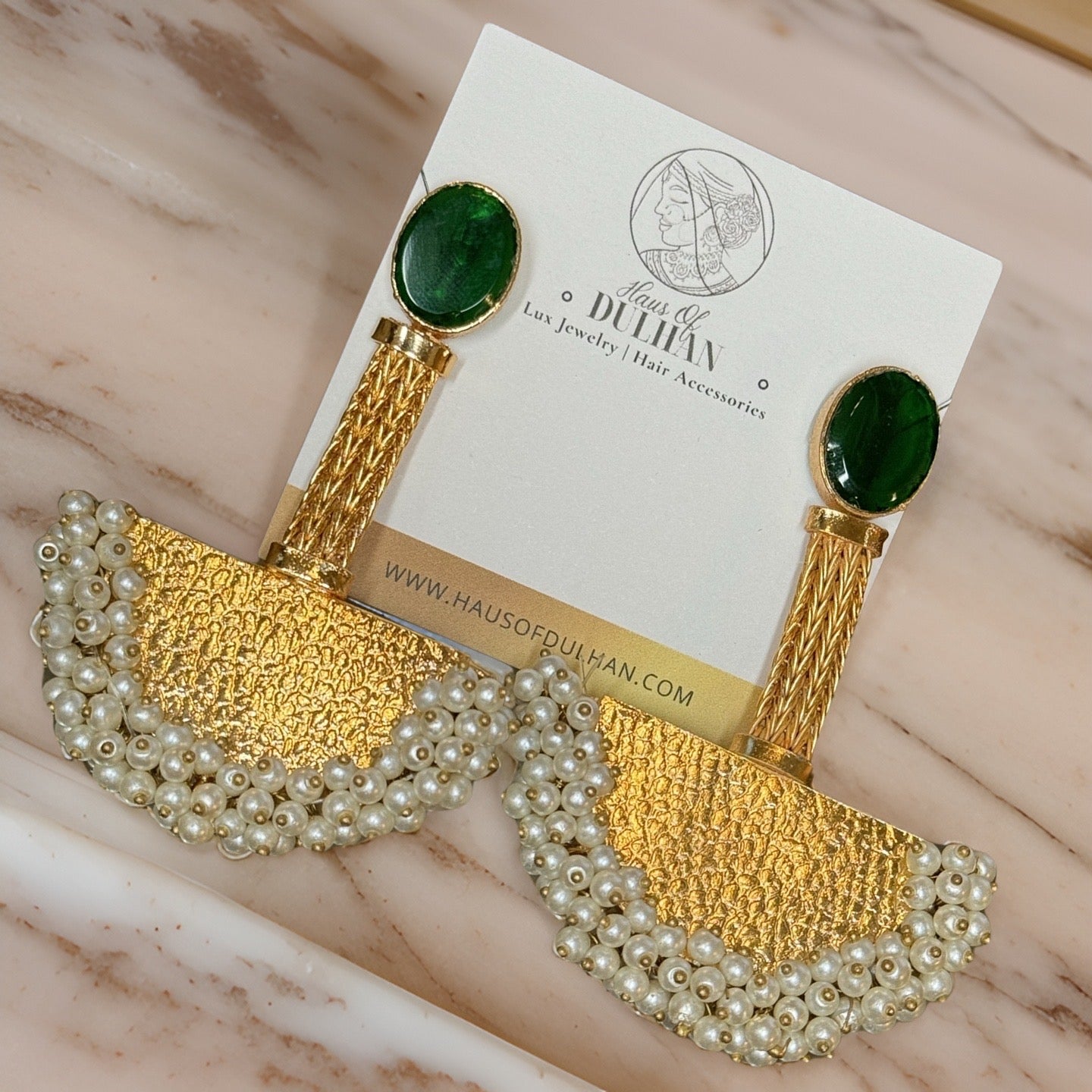 Nita Emerald & Pearl earrings