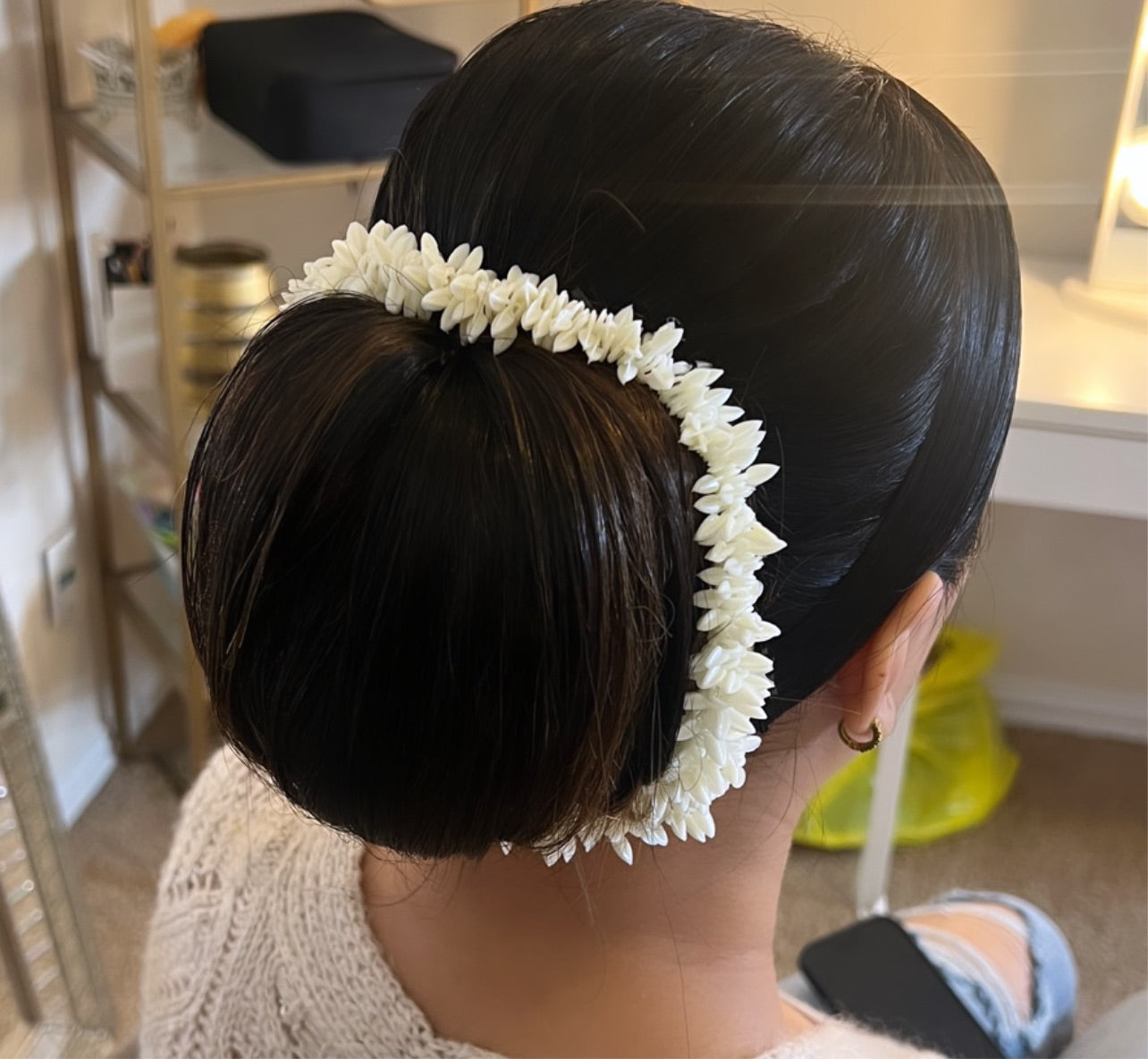 Simran- Thin Gajra Wrap