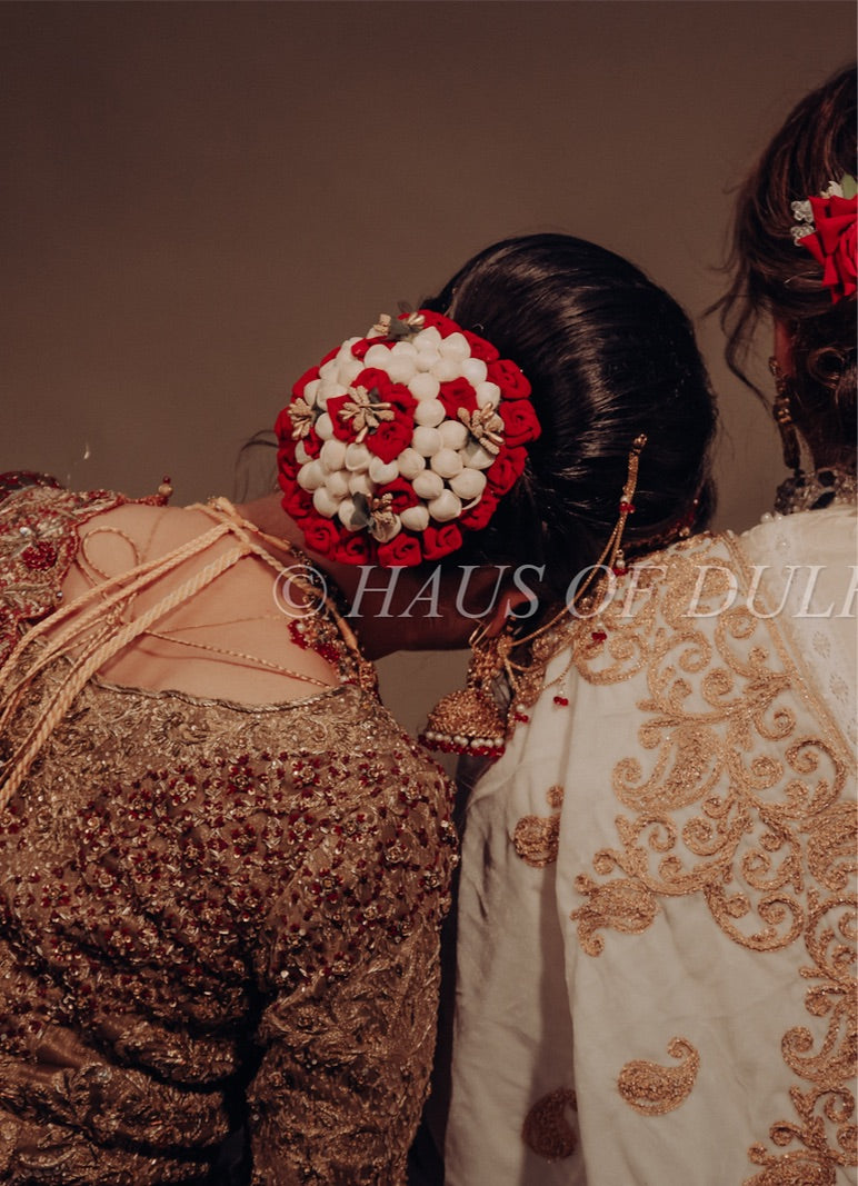 Mehak- Indian Gajra Bun